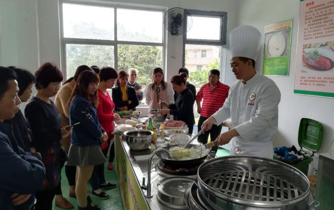 Rural Residents Progress in Cooking by Free Training